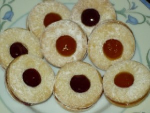macacie-oci.jpg